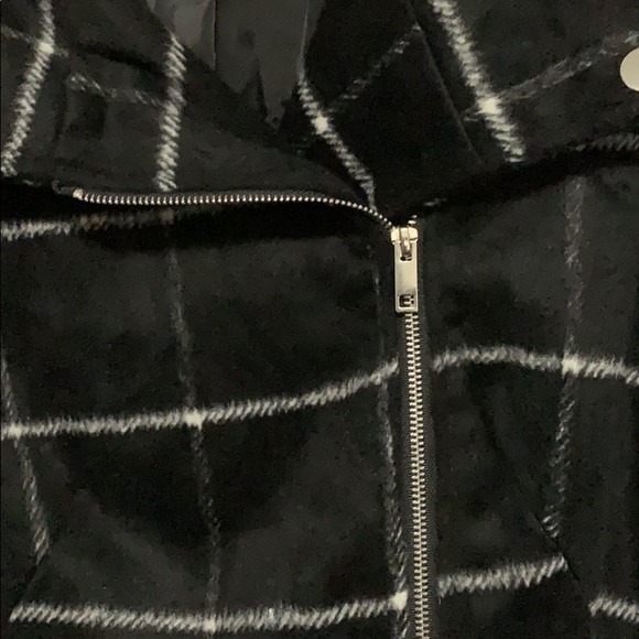 Jacket - Picture 5 of 7